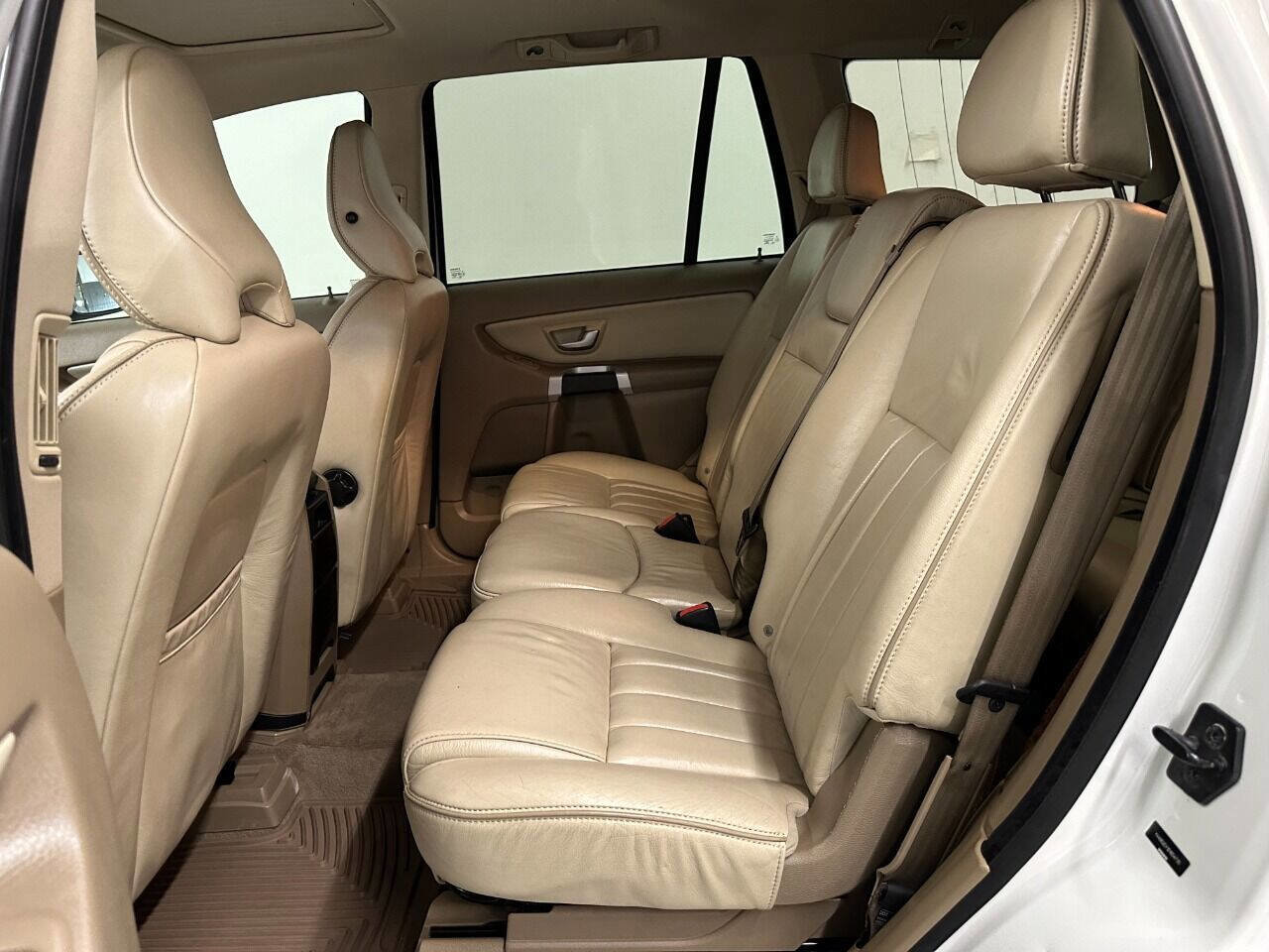 Used 2013 Volvo XC90 3.2 image 10