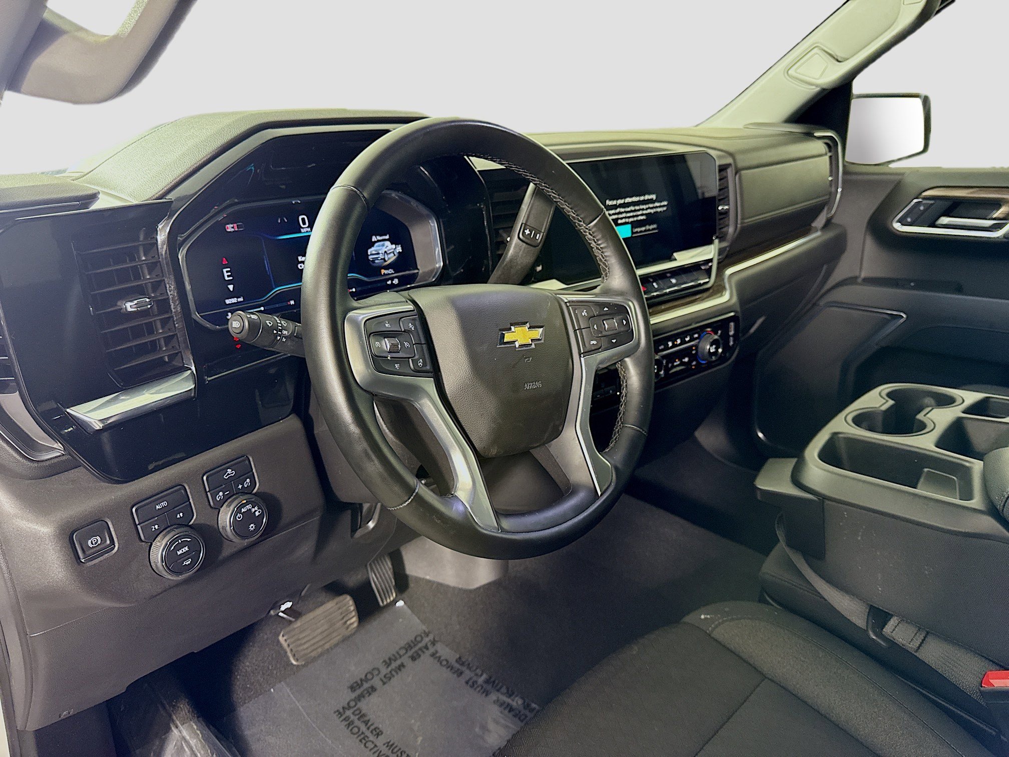 Used 2025 Chevrolet Silverado 1500 LT image 23