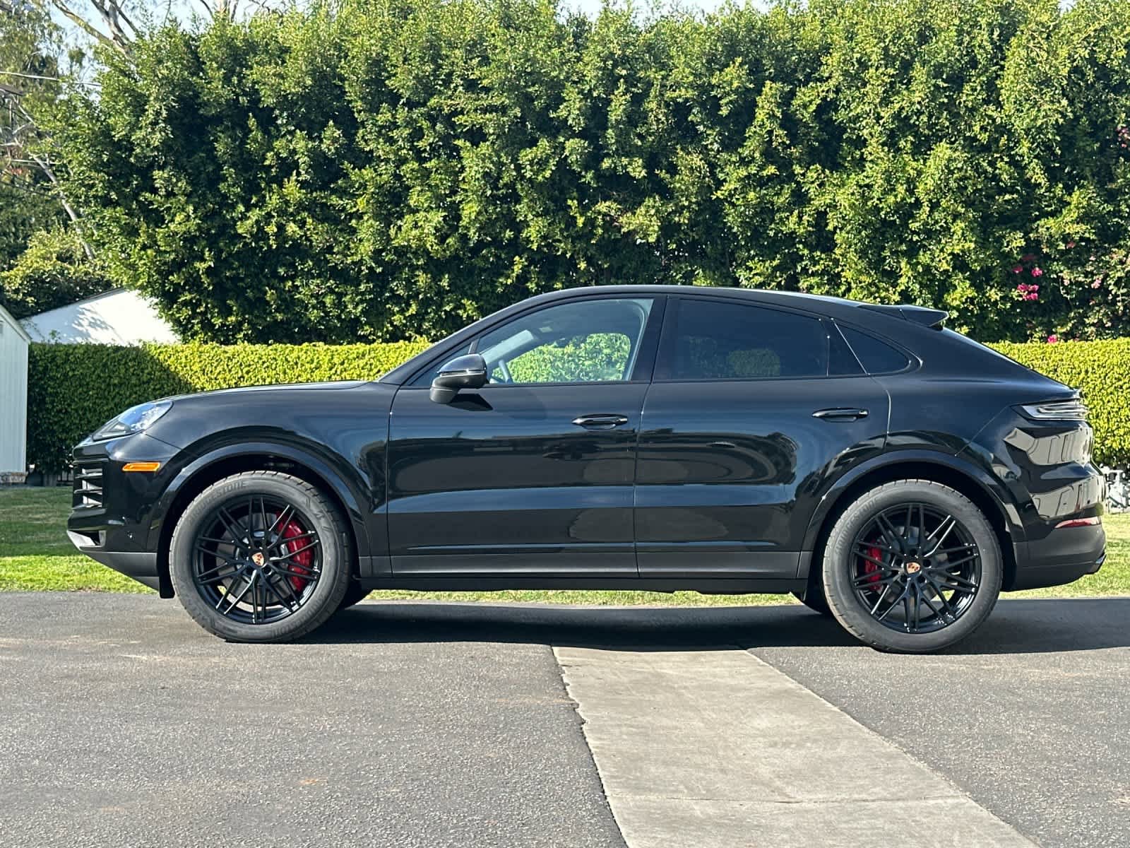New 2026 Porsche Cayenne S AWD/4WD image 2
