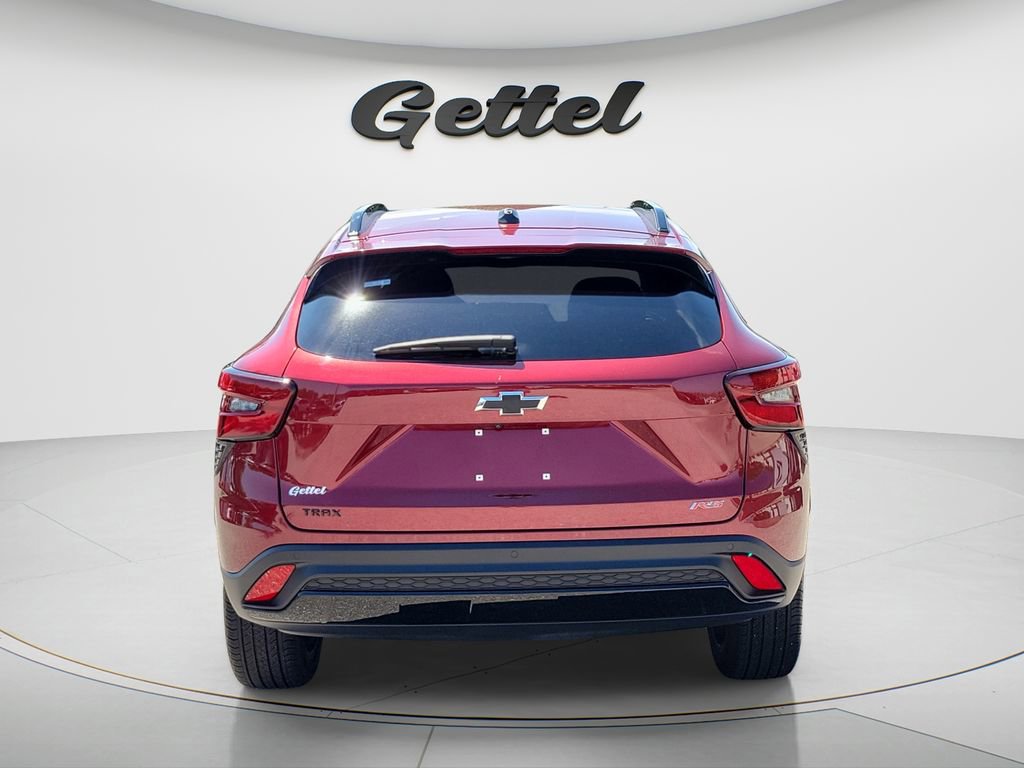 Used 2025 Chevrolet Trax RS w/ Driver Confidence Package image 5