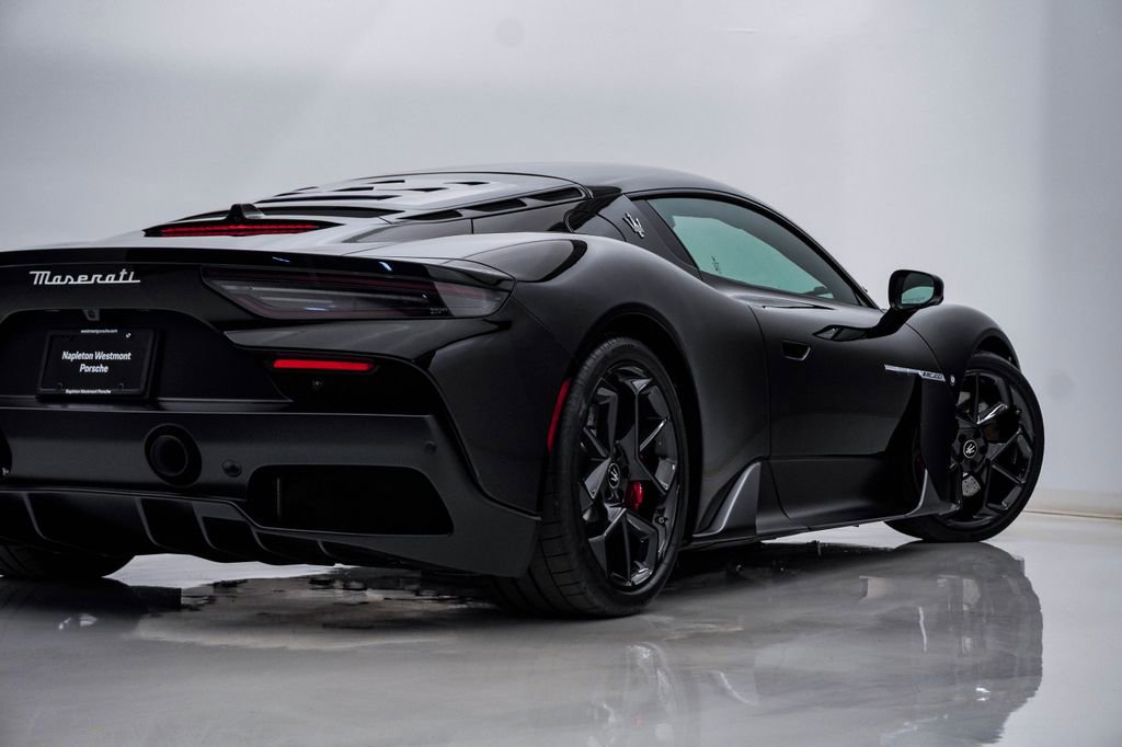 Certified 2023 Maserati MC20 Coupe RWD image 11