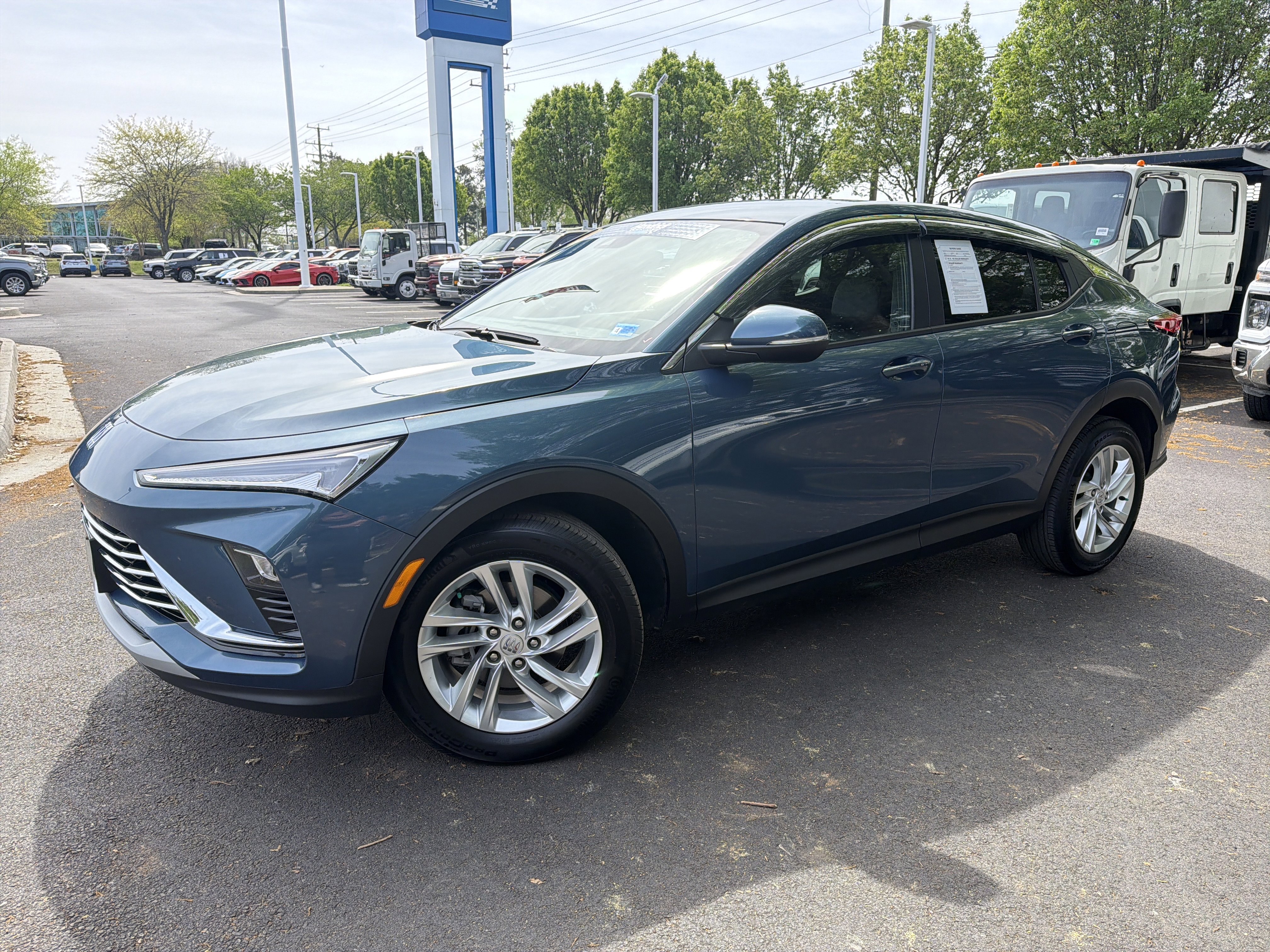 Used 2024 Buick Envista Preferred w/ Convenience I Package image 5