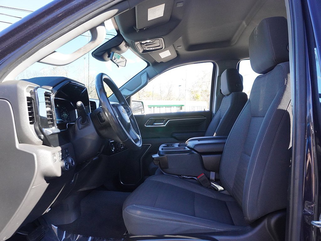 Used 2022 Chevrolet Silverado 1500 LT image 29
