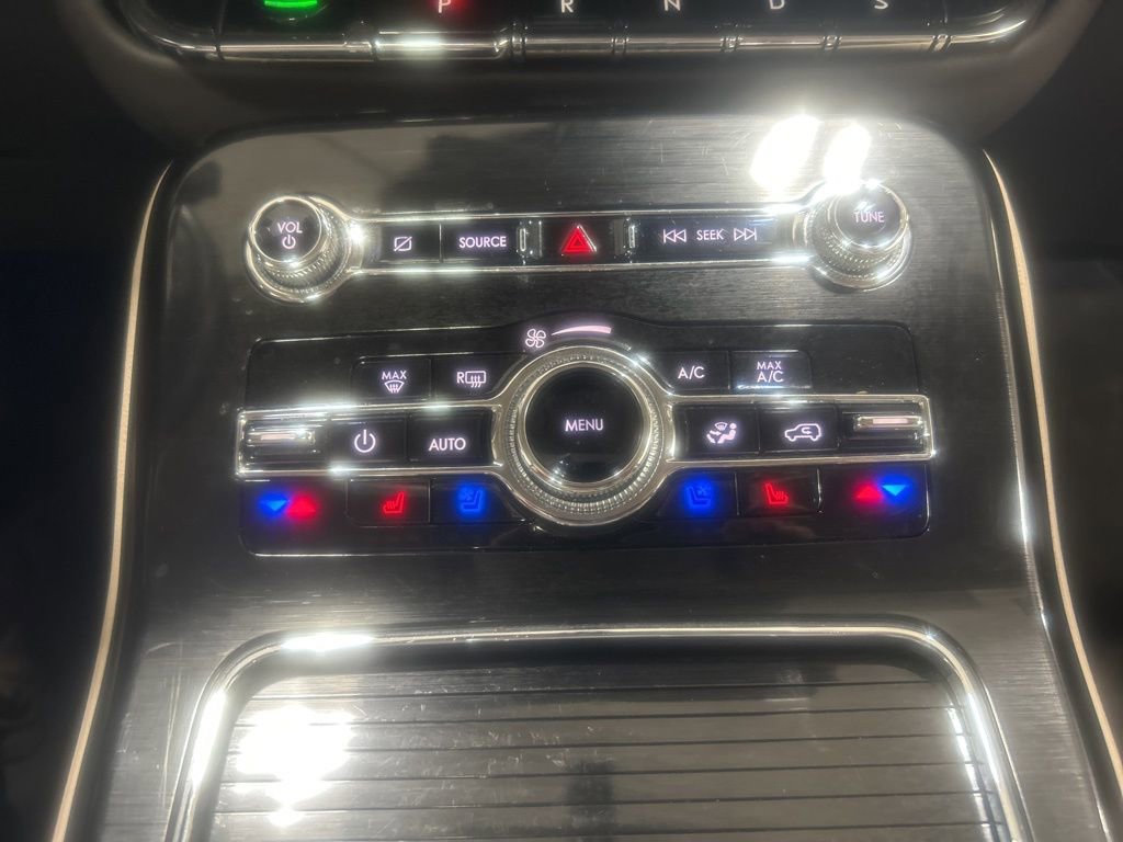 Certified 2022 Lincoln Nautilus Reserve image 24