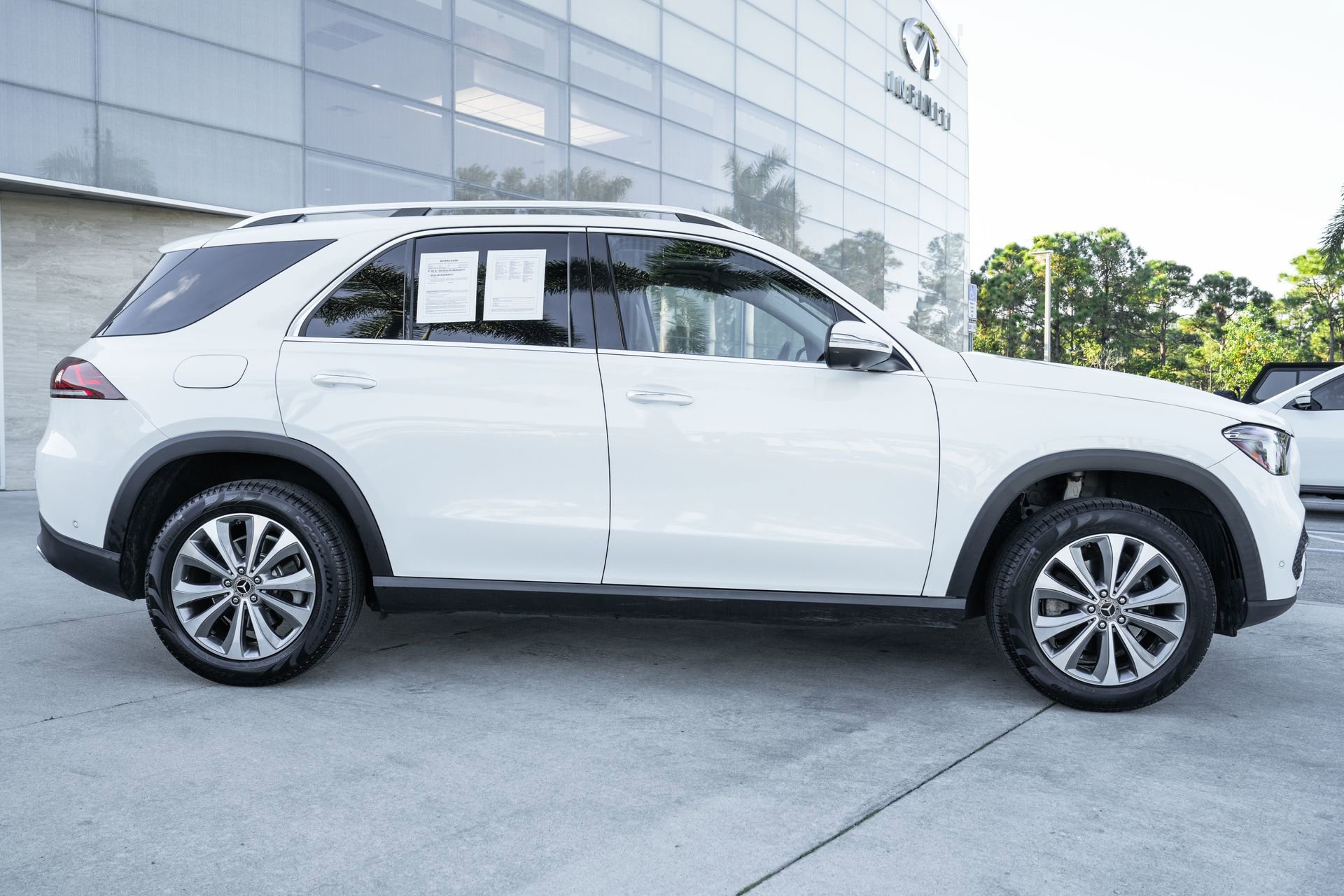 Used 2020 Mercedes-Benz GLE 350 4MATIC image 25