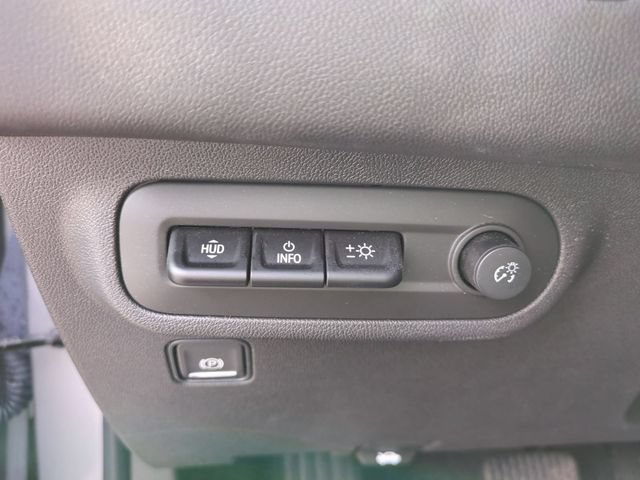 Used 2024 GMC Terrain Denali w/ Denali Premium Package AWD/4WD image 18