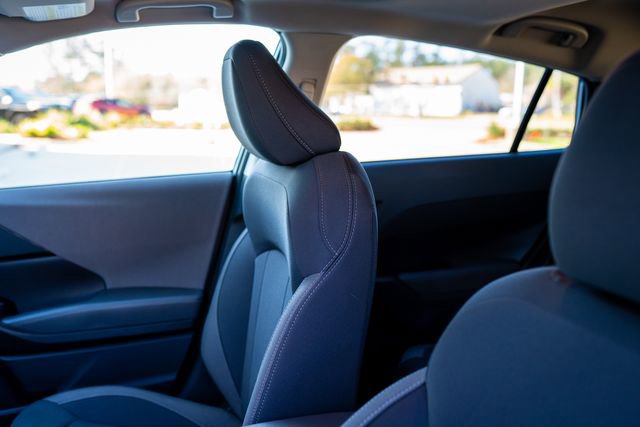 Certified 2025 Subaru Crosstrek 2.0i Premium image 33