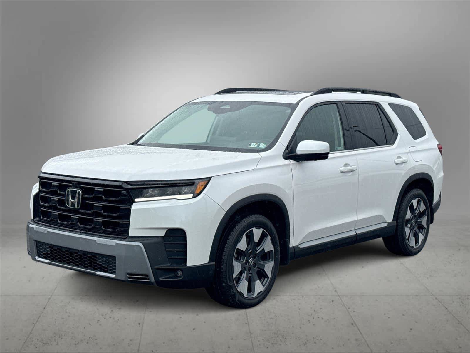 Used 2026 Honda Pilot Elite image 1