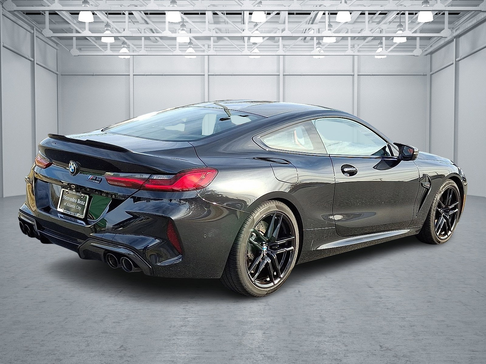Used 2022 BMW M8 Competition w/ M Carbon Exterior Package image 6
