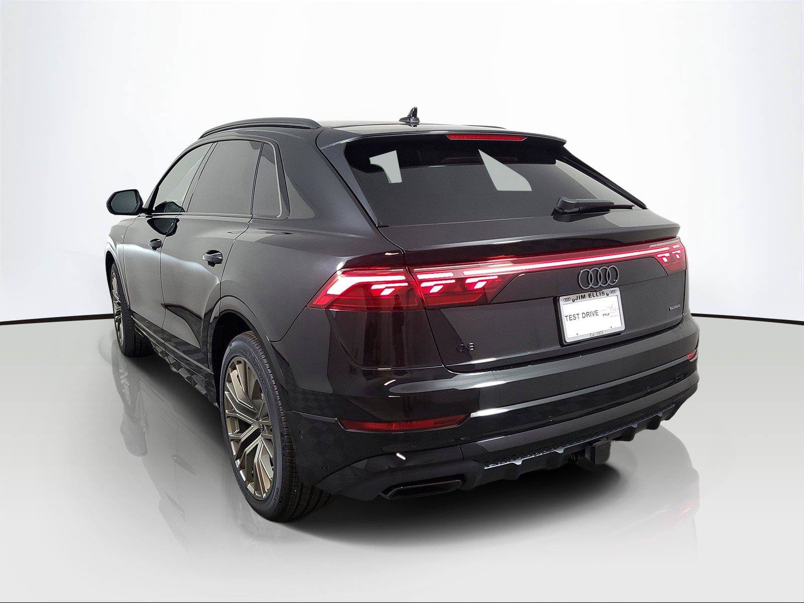 New 2027 Audi Q8 Prestige AWD/4WD image 4