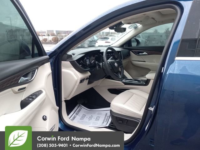 Used 2023 Buick Envision Avenir image 9