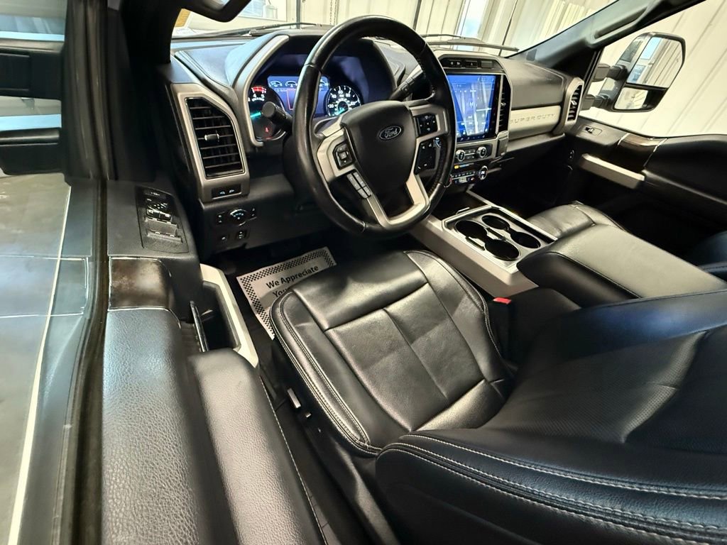 Used 2022 Ford F250 Lariat w/ Black Appearance Pkg image 19