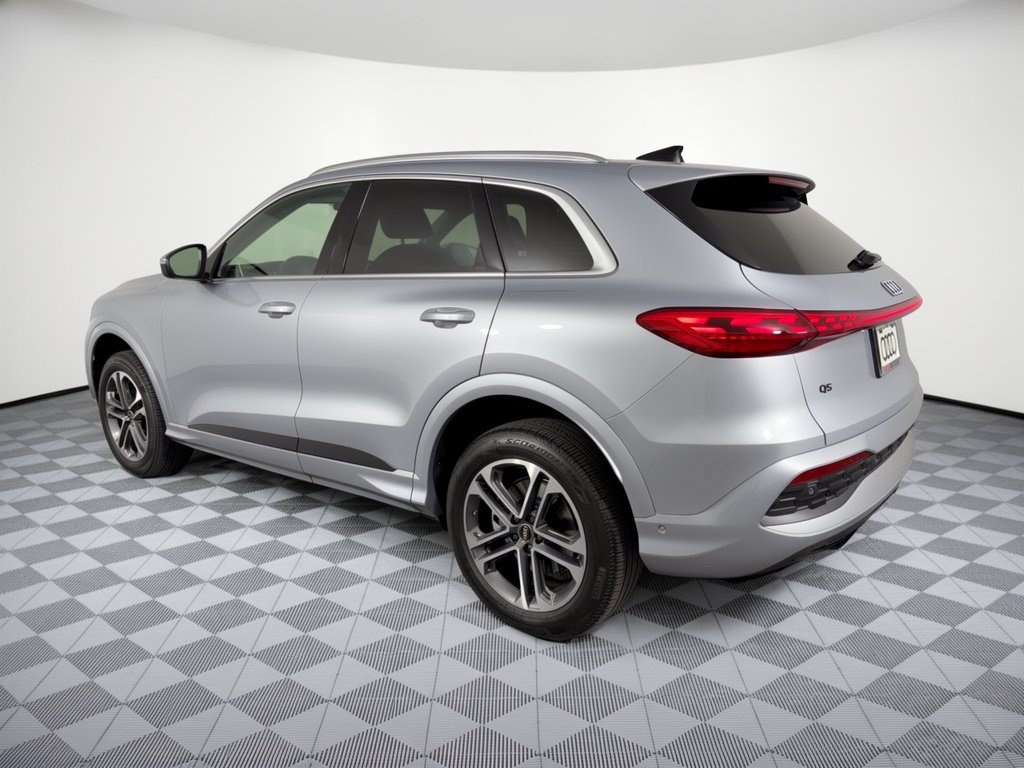 Certified 2026 Audi Q5 Premium AWD/4WD image 3