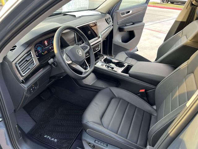 New 2026 Volkswagen Atlas SEL image 12