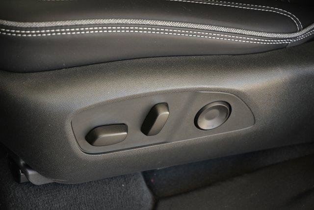 New 2025 GMC Sierra EV Denali image 29