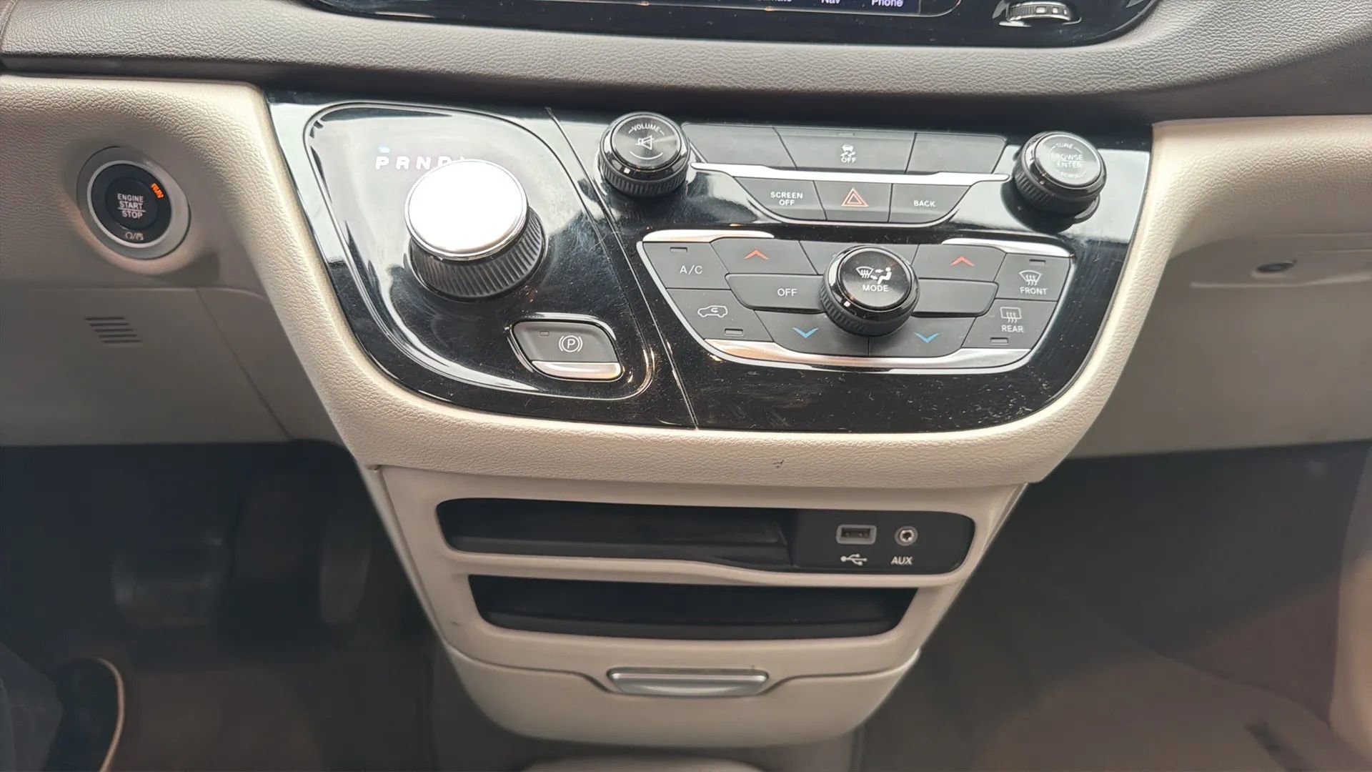 Used 2017 Chrysler Pacifica Touring image 67