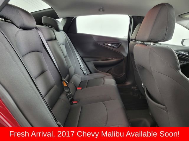 Used 2017 Chevrolet Malibu LT image 17