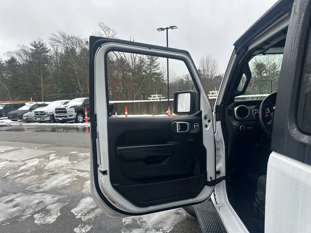 Used 2021 Jeep Wrangler Sport image 17