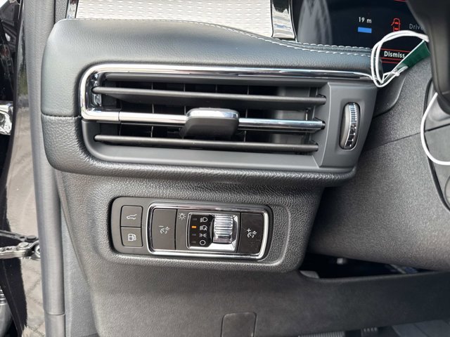 New 2025 Lincoln Corsair Grand Touring w/ Equipment Group 301A image 22