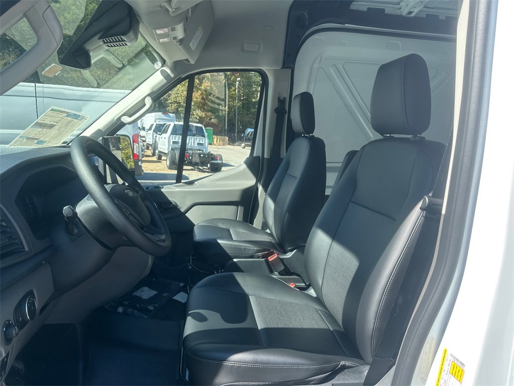 New 2026 Ford Transit 250 148 Medium Roof image 14