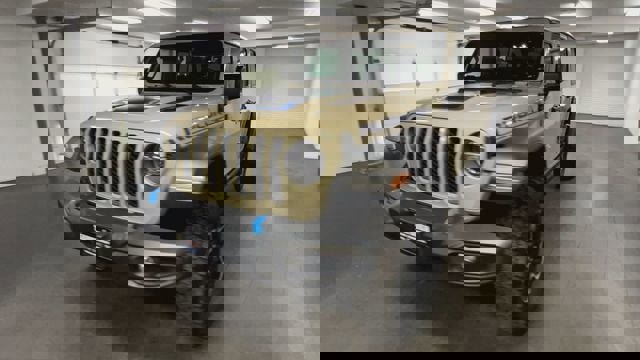 Used 2022 Jeep Wrangler Unlimited Rubicon 4xe w/ Cold Weather Group image 4