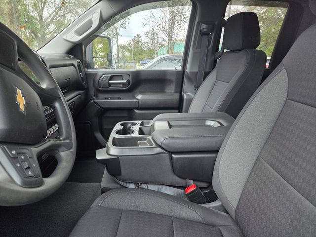 Used 2024 Chevrolet Silverado 2500 Custom w/ Custom Convenience Package image 6