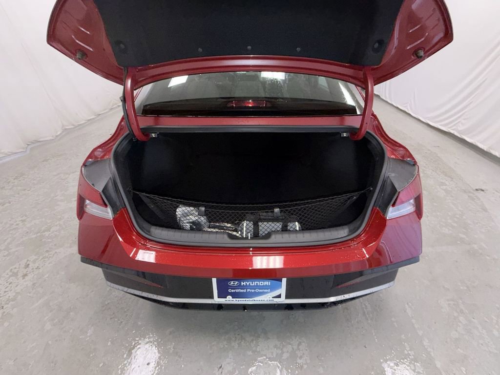 Used 2025 Hyundai Elantra Sport w/ Cargo Package image 16