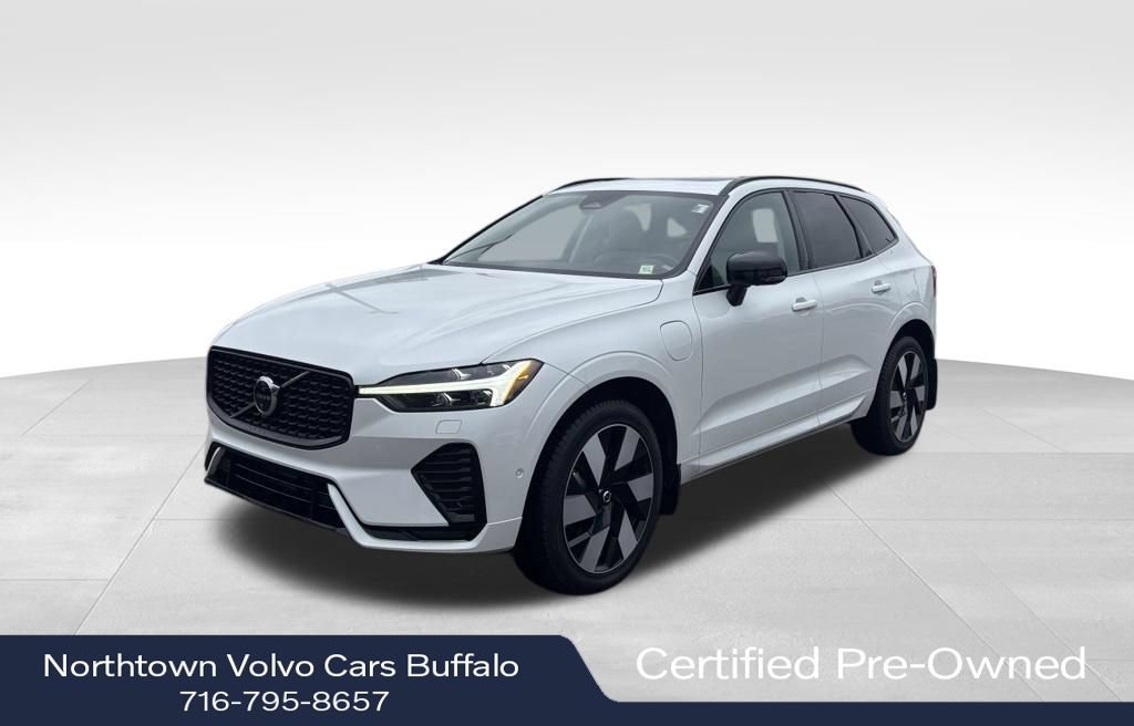 Used 2024 Volvo XC60 T8 Plus w/ Climate Package AWD/4WD image 1