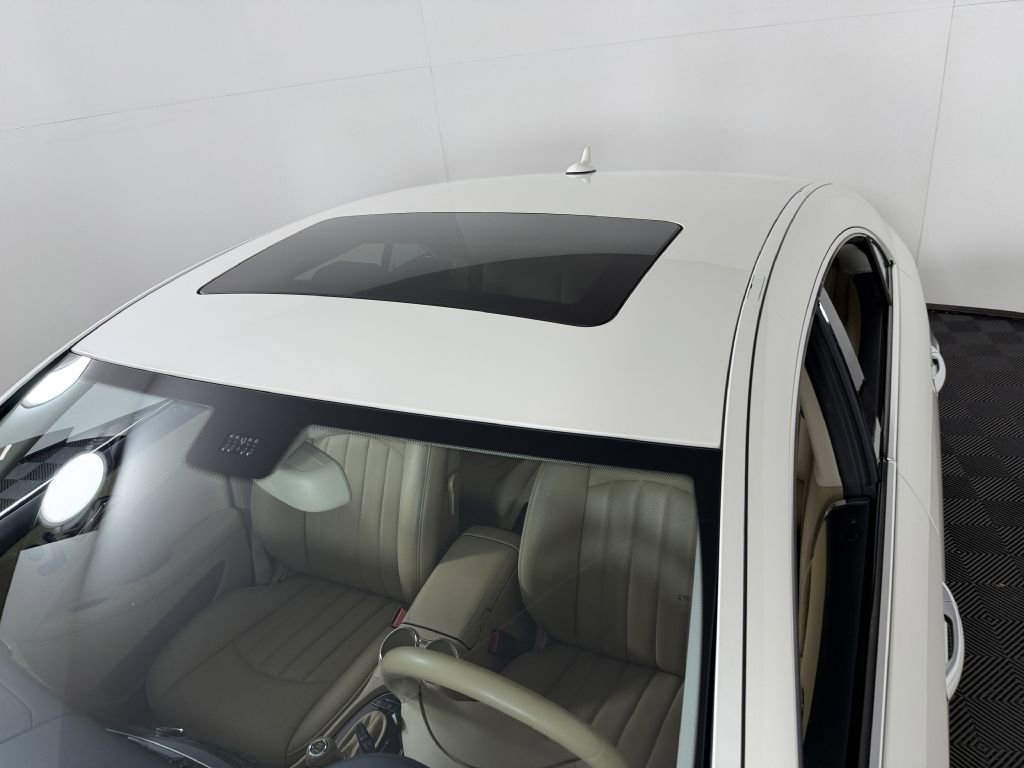 Used 2011 Mercedes-Benz CLS 550 image 10
