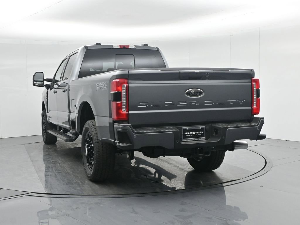 New 2026 Ford F250 Lariat w/ Black Appearance Package image 30