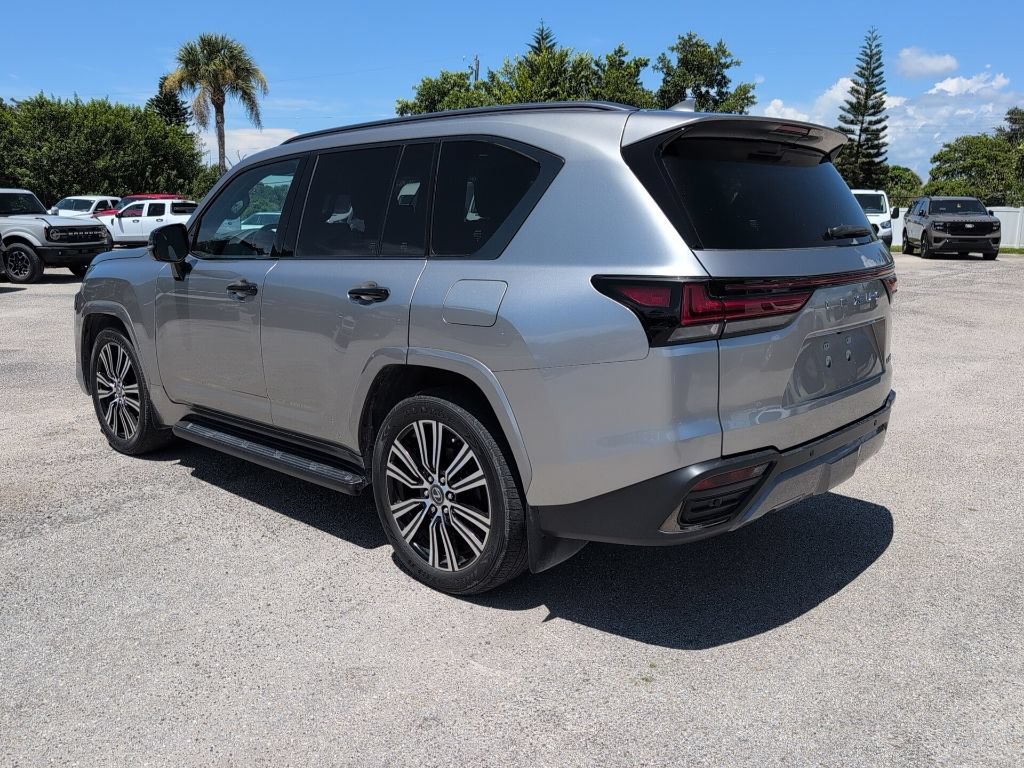 Used 2023 Lexus LX 600 4WD w/ Appearance Package image 5