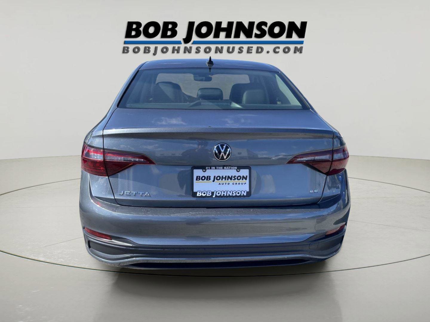 Used 2023 Volkswagen Jetta SE FWD image 4