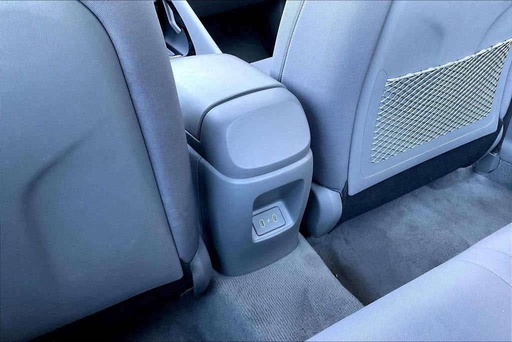 Used 2025 Hyundai Elantra SEL image 33