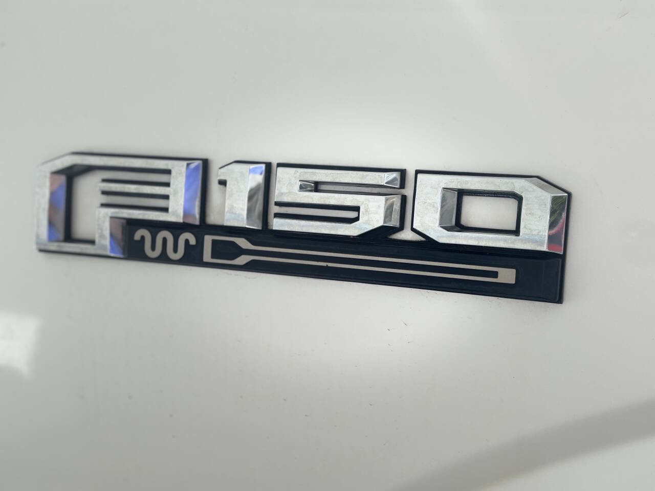 Used 2018 Ford F150 King Ranch w/ Equipment Group 601A Luxury AWD/4WD image 4