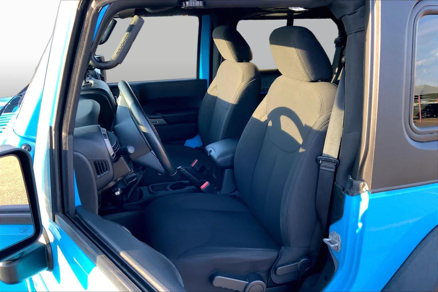 Used 2017 Jeep Wrangler Sport w/ Quick Order Package 23S AWD/4WD image 7
