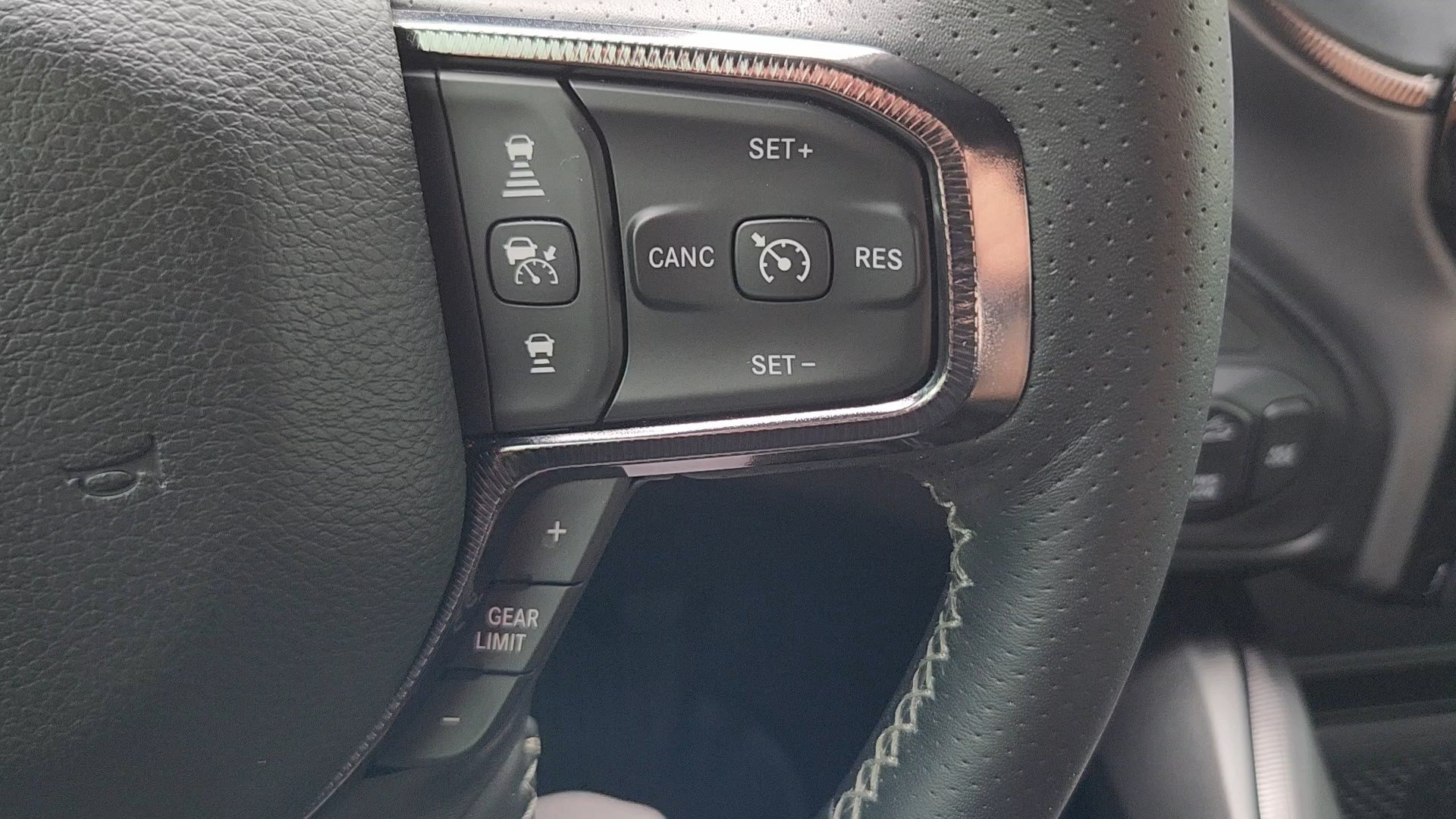 Used 2025 RAM 2500 Rebel w/ Rebel Level 1 Equipment Group AWD/4WD image 13