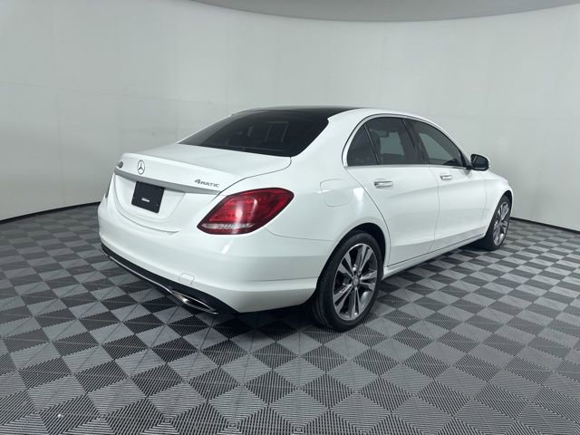 Used 2017 Mercedes-Benz C 300 4MATIC Sedan image 3