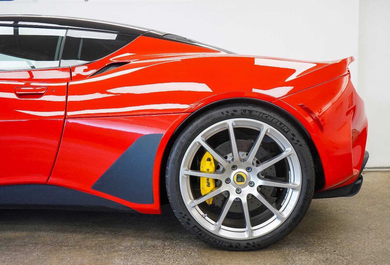 Used 2020 Lotus Evora RWD image 10