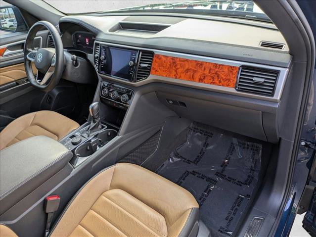 Used 2020 Volkswagen Atlas Cross Sport SEL Premium image 22