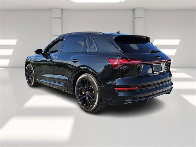 Used 2023 Audi e-tron Chronos image 3