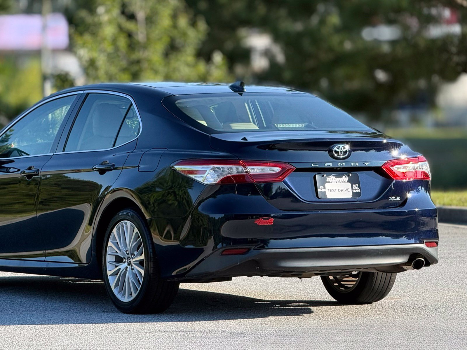 Used 2019 Toyota Camry XLE w/ Carpet Mat Package FWD image 47