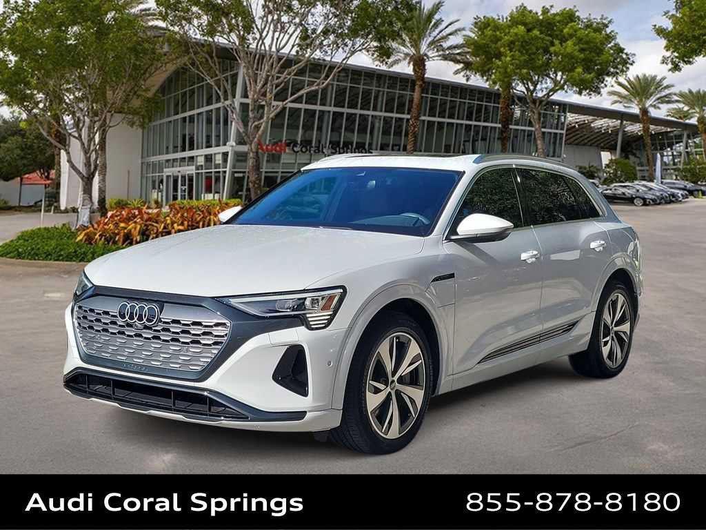 Certified 2024 Audi Q8 e-tron Premium Plus w/ Premium Plus Package AWD/4WD video 1