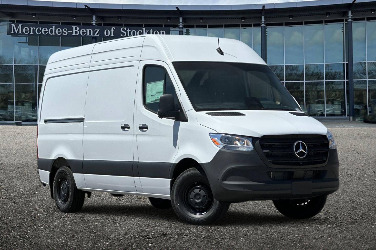 New 2026 Mercedes-Benz Sprinter 2500 image 2