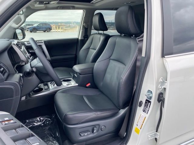 Used 2022 Toyota 4Runner Limited AWD/4WD image 19