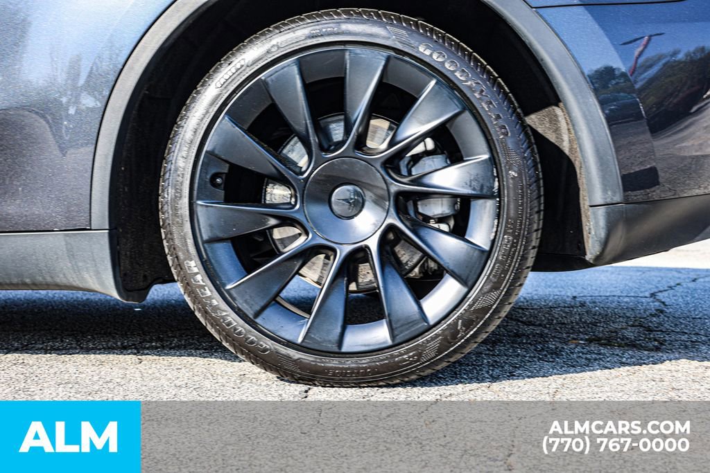 Used 2024 Tesla Model Y Long Range image 17