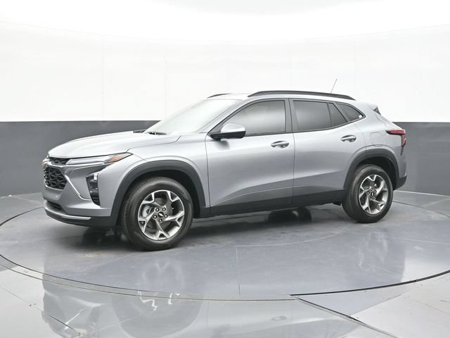 New 2026 Chevrolet Trax LT w/ Sunroof Package FWD image 5