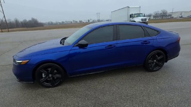 Used 2024 Honda Accord Sport image 6