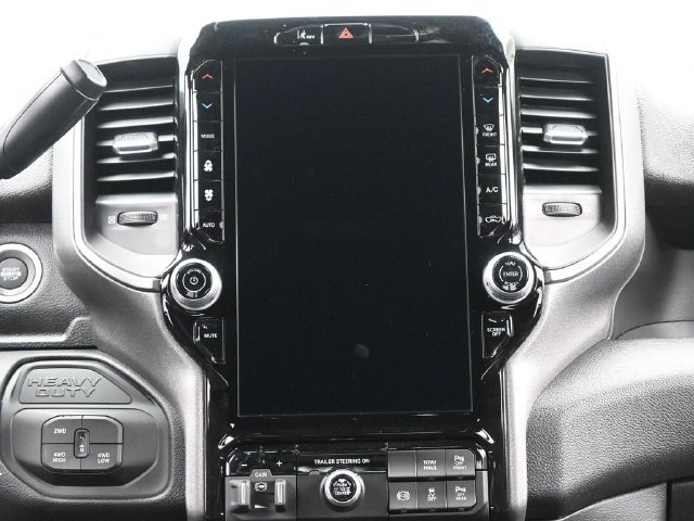 New 2026 RAM 3500 Tradesman AWD/4WD image 26