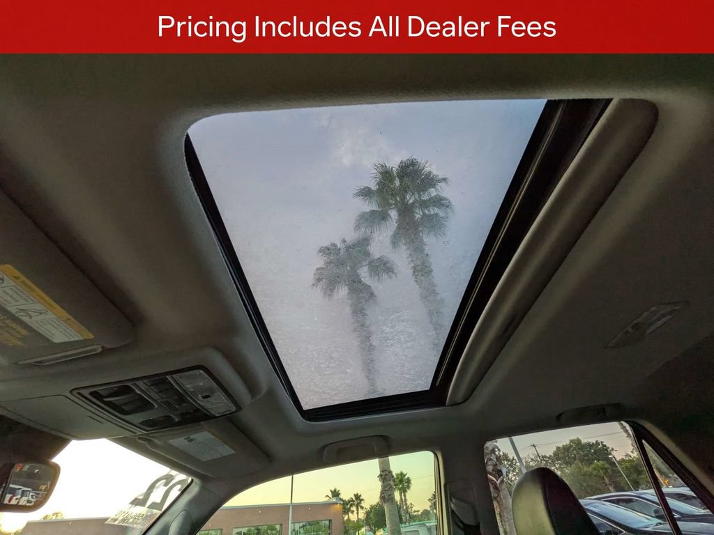 Certified 2022 Toyota 4Runner SR5 Premium w/ Moonroof Package AWD/4WD image 22