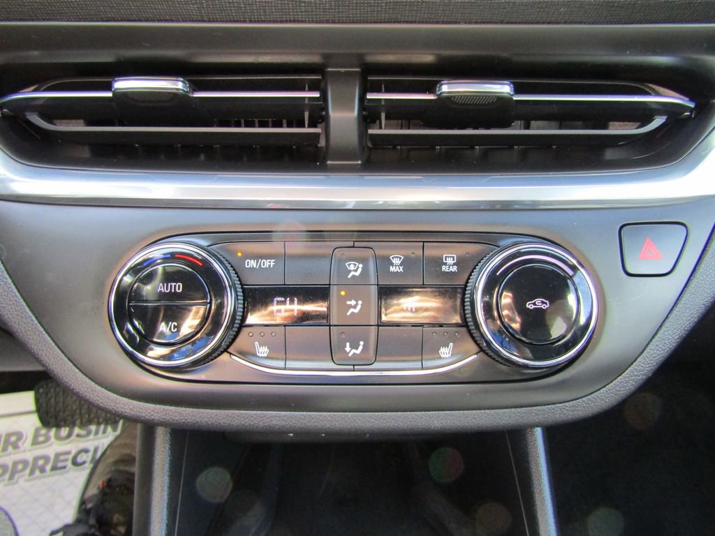 Used 2025 Buick Envista Preferred w/ Convenience I Package image 31